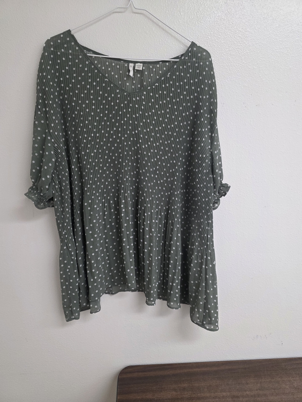Polka Dot Pleated V-Neck Tunic in Olive Green (0350)
